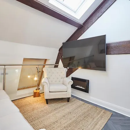 Host & Stay - Queen Square Hideaway Liverpool Exterior photo