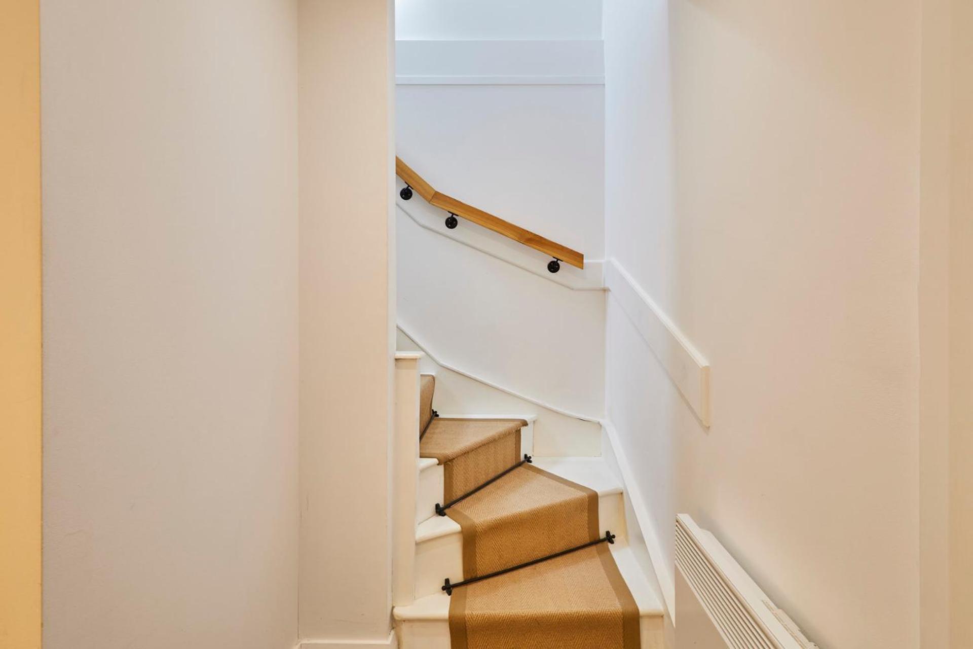 Host & - Queen Square Hideaway Apartment *